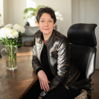 Helen Macdonald
